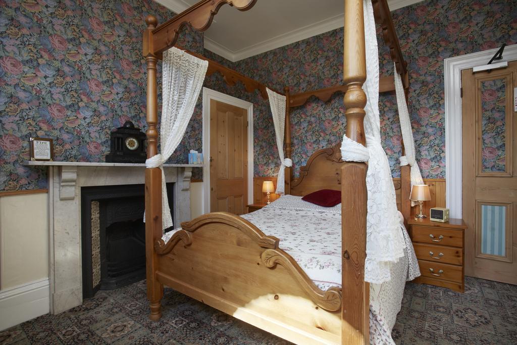 Fourposter Lodge York Bagian luar foto