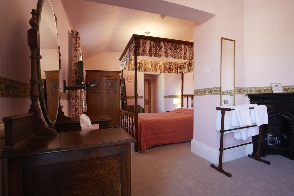 Fourposter Lodge York Bagian luar foto